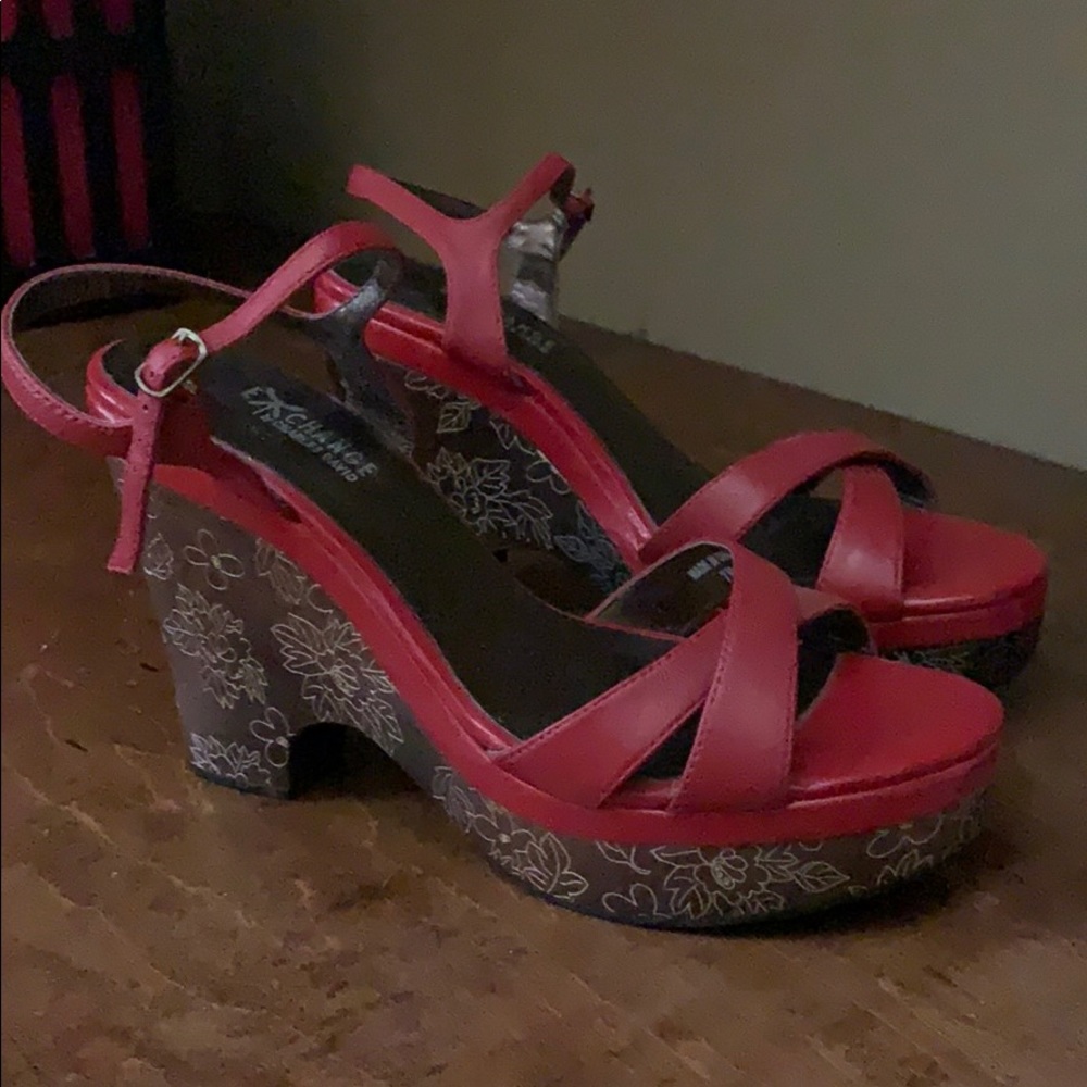Exchange by Charles David Red Wedge Sandal 7